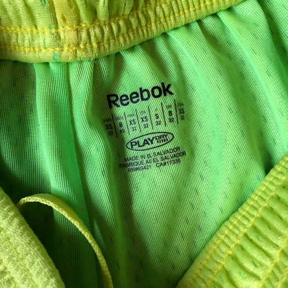 Shorts - Picture 3 of 3